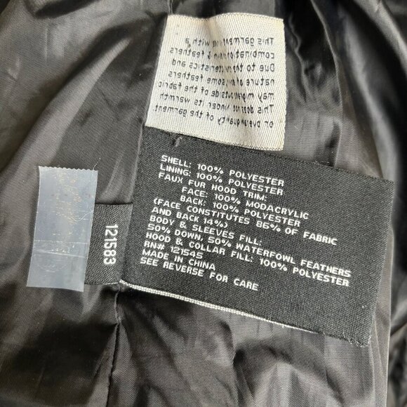 London Fog Down Feathers Coat Women Medium Quilted Puffer Classic Gothic *flaw* - Picture 6 of 15